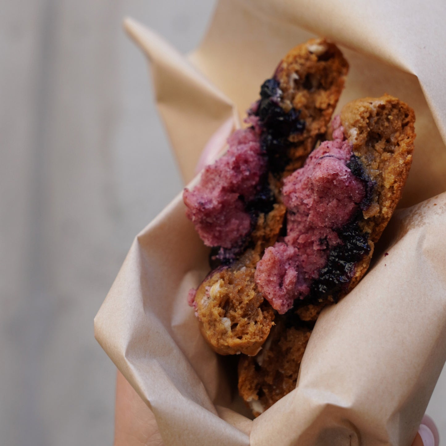 BLUEBERRY ROSE CRUMBLE